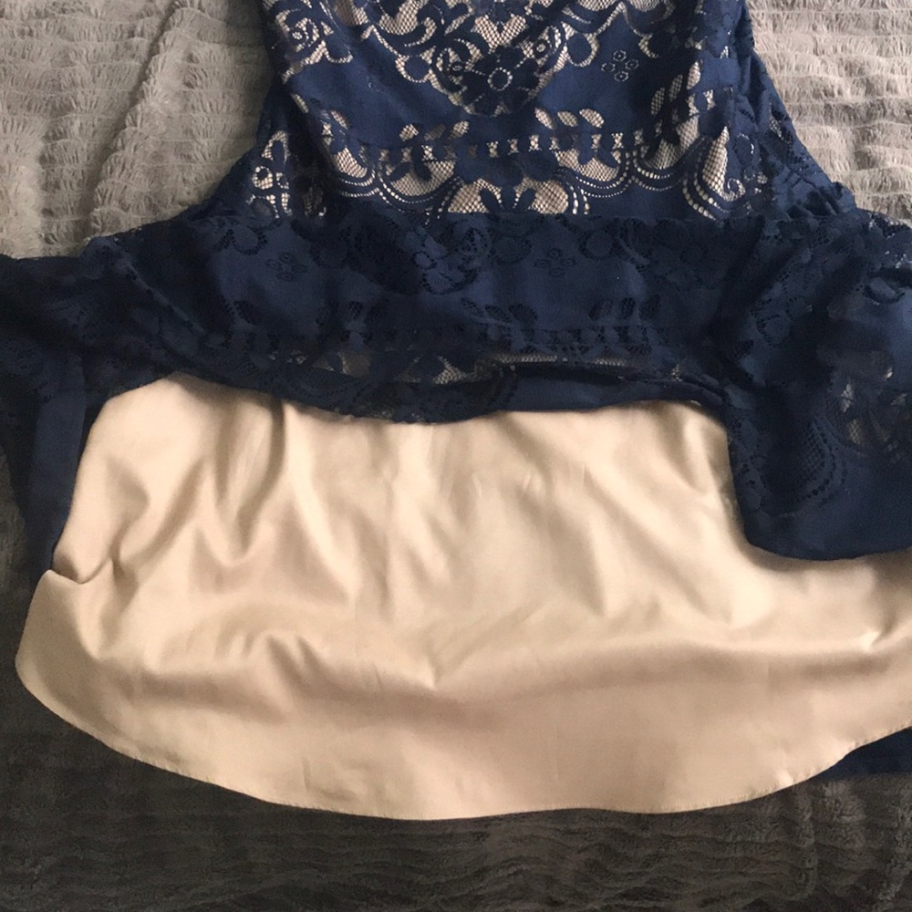 Dress - Picture 3 of 4